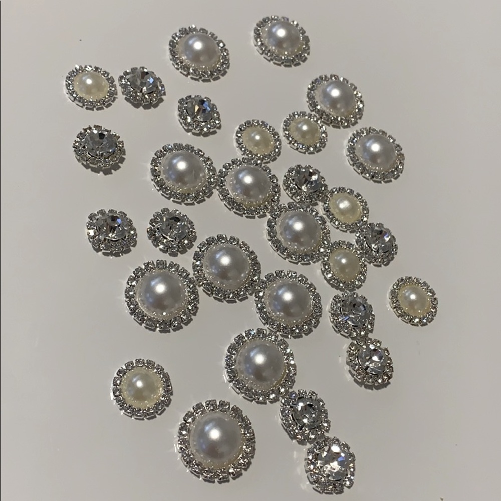 1 lot of flatbacks for craft, scrapbook